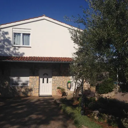 Olive Garden Apartments Krk Brzac Exterior photo