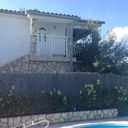 Olive Garden Apartments Krk Brzac Exterior photo